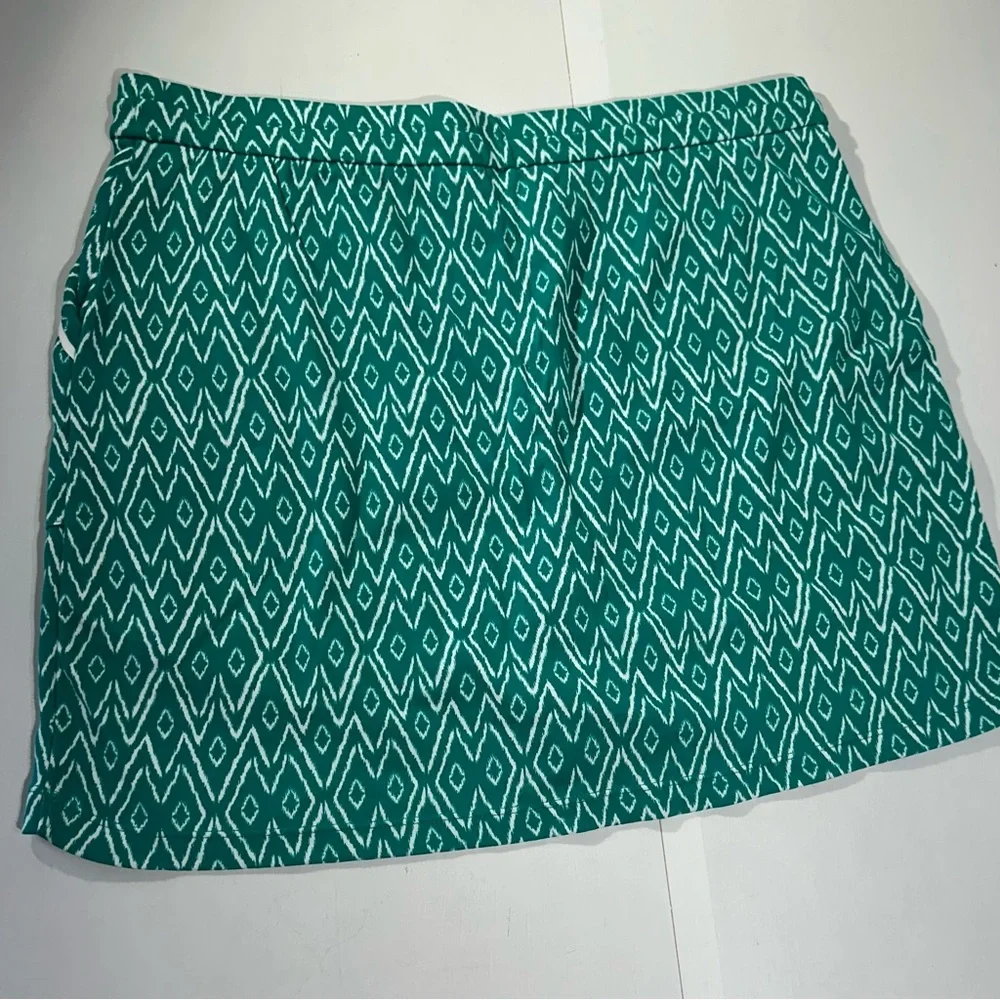 Joans, New‎ York women’s size XL Skort with front pockets, stretch waistband